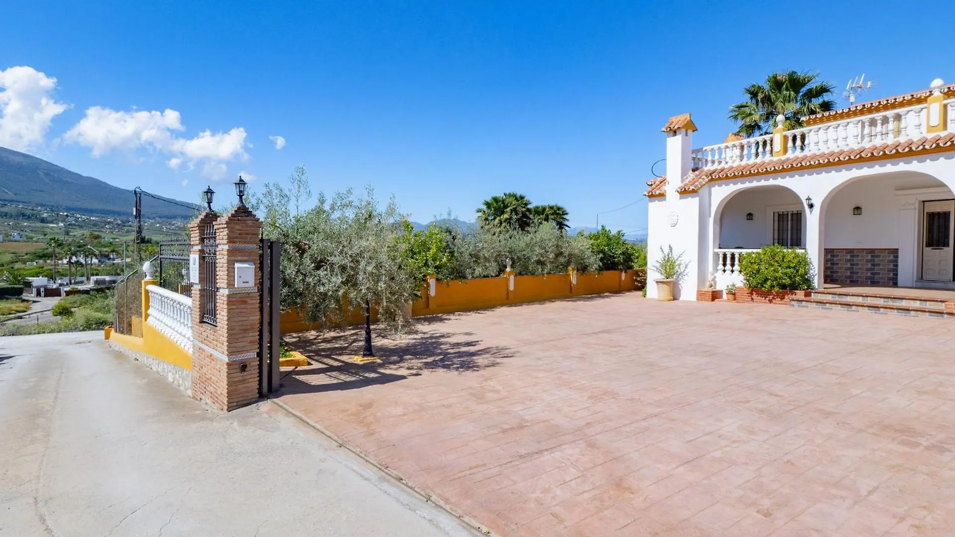 Holiday home Cubo'S Casa Maria Los Javieles Alhaurin el Grande Spain